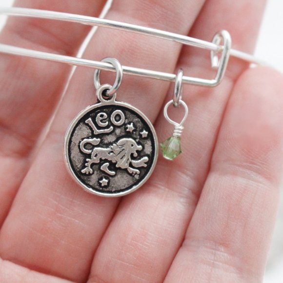August Leo Adjustable Charm Bangle - Handmade Zodiac Bracelet - Picture 5 of 12